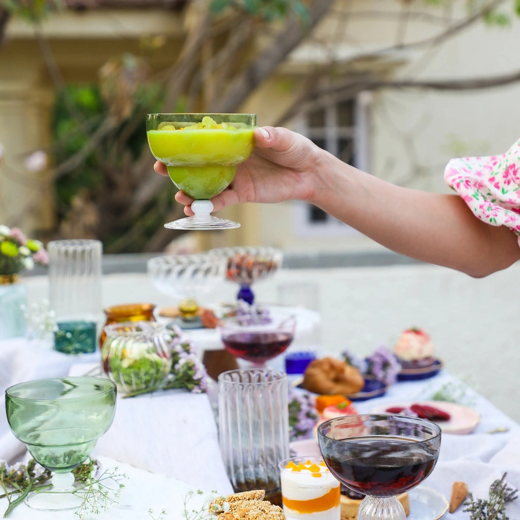 Glass Bowl: Perfect to enjoy Ice-cream sundaes, puddings, fruit cream & any snack of your choice.