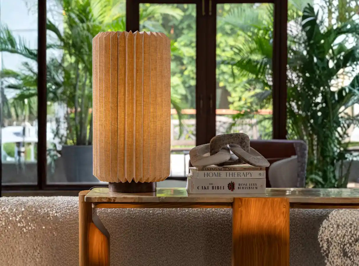 Wall light collection