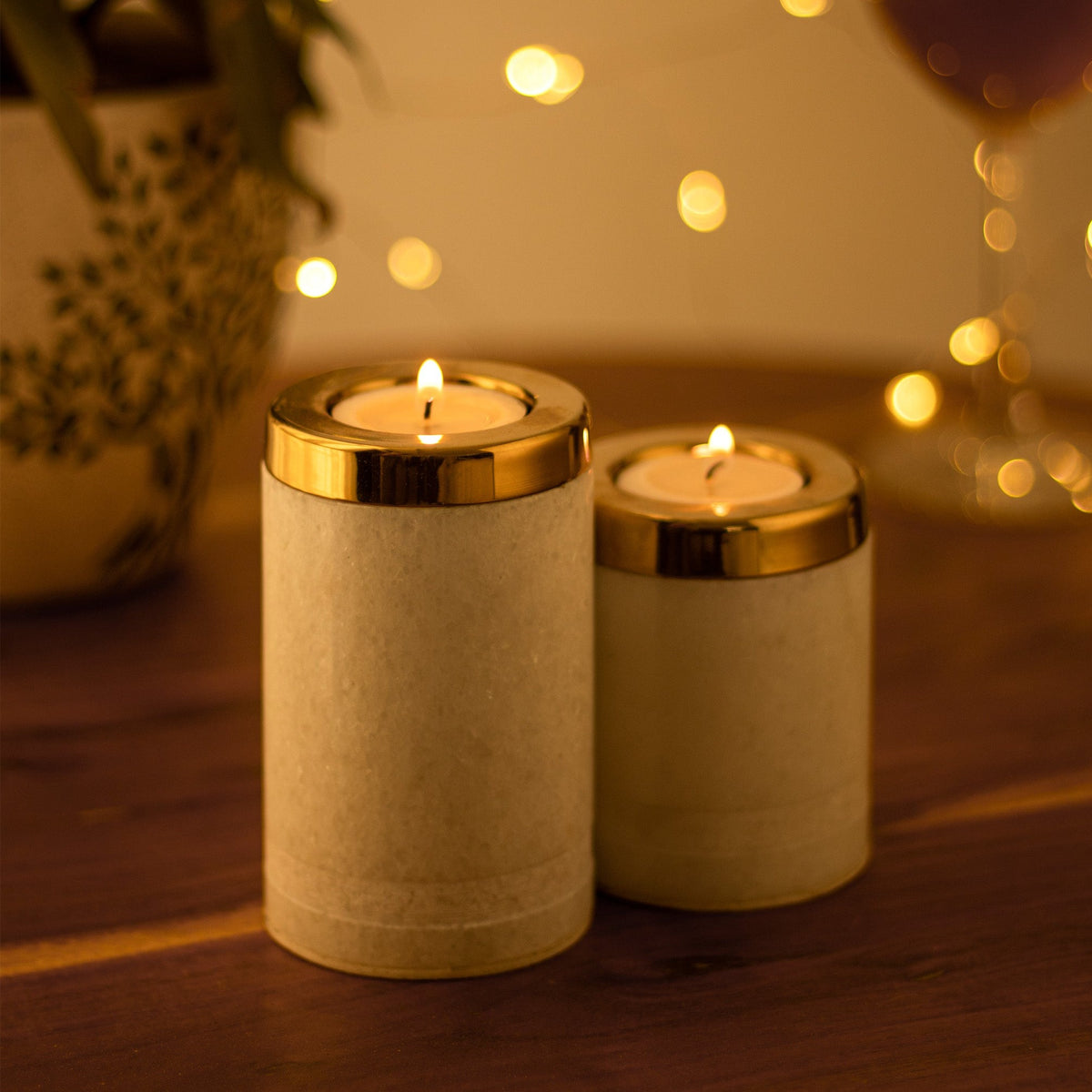 Yang Tealight Towers in Brass and white marble material